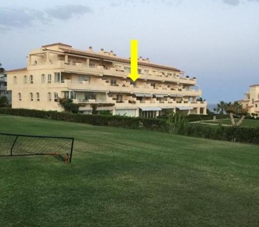 Апартаменты Balcones Del Chaparral, Mijas Costa Ла-Кала-де-Михас Экстерьер фото